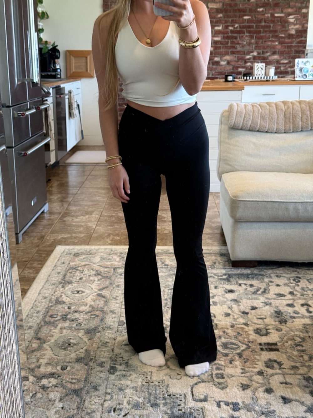 aerie Black High-Waist Leggings with V-Front Waistband